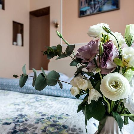 Central Apartments Rynok Lviv Extérieur photo