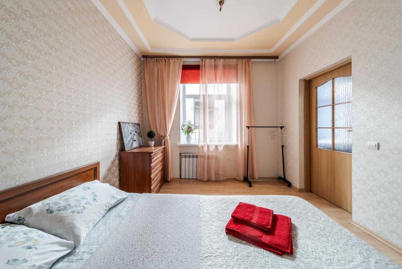 Central Apartments Rynok Lviv Extérieur photo