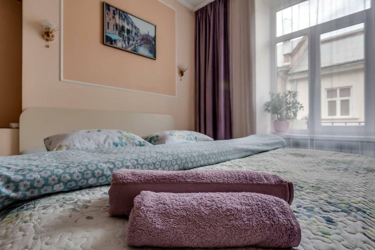 Central Apartments Rynok Lviv Extérieur photo