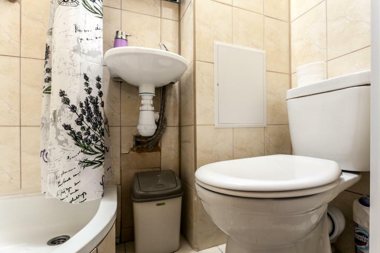 Central Apartments Rynok Lviv Extérieur photo
